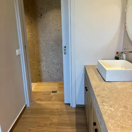 νεακιτοσ Luxury Apartman *