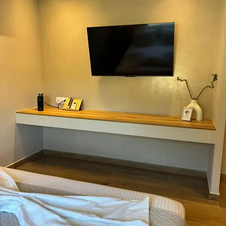 νεακιτοσ Luxury *