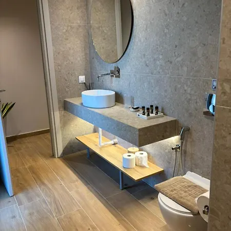 νεακιτοσ Luxury Nikíti