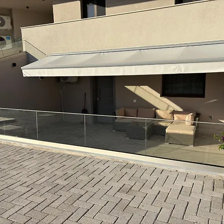 νεακιτοσ Luxury Nikíti