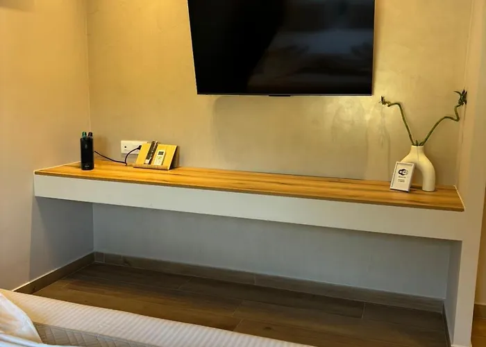νεακιτοσ Luxury *