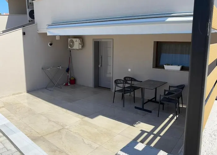 νεακιτοσ Luxury Апартаменты *
