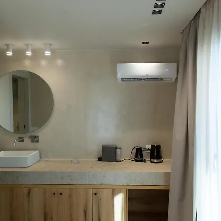 νεακιτοσ Luxury * Νικήτη